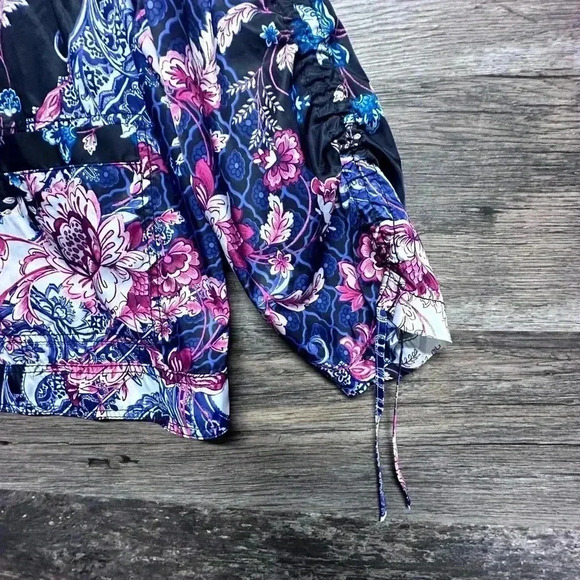 Chico's Floral Hooded Womens Lightweight Jacket - Picture 3 of 7